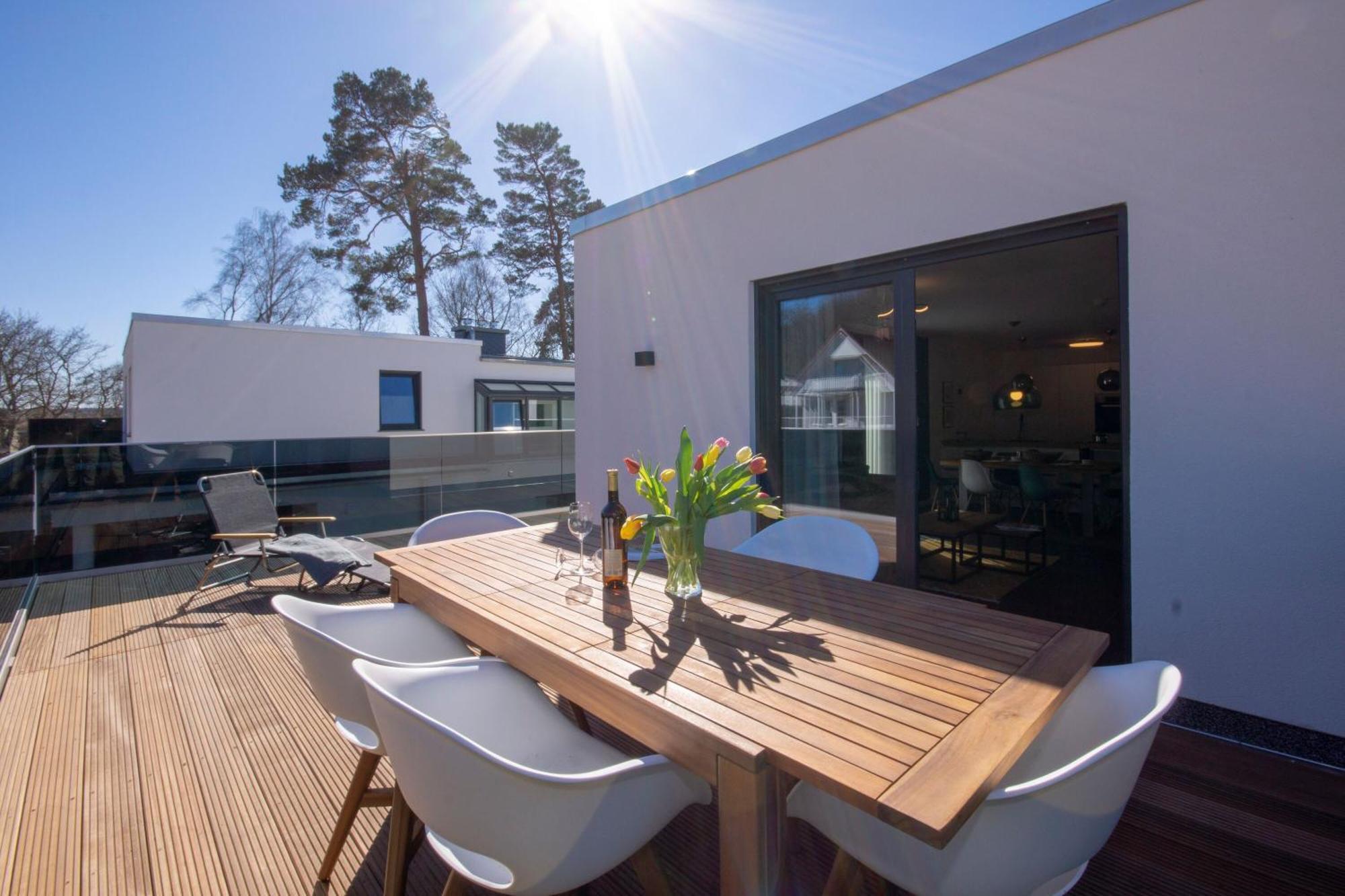 Suedstrandquartier - Ferienwohnung Loft Sellin  Buitenkant foto