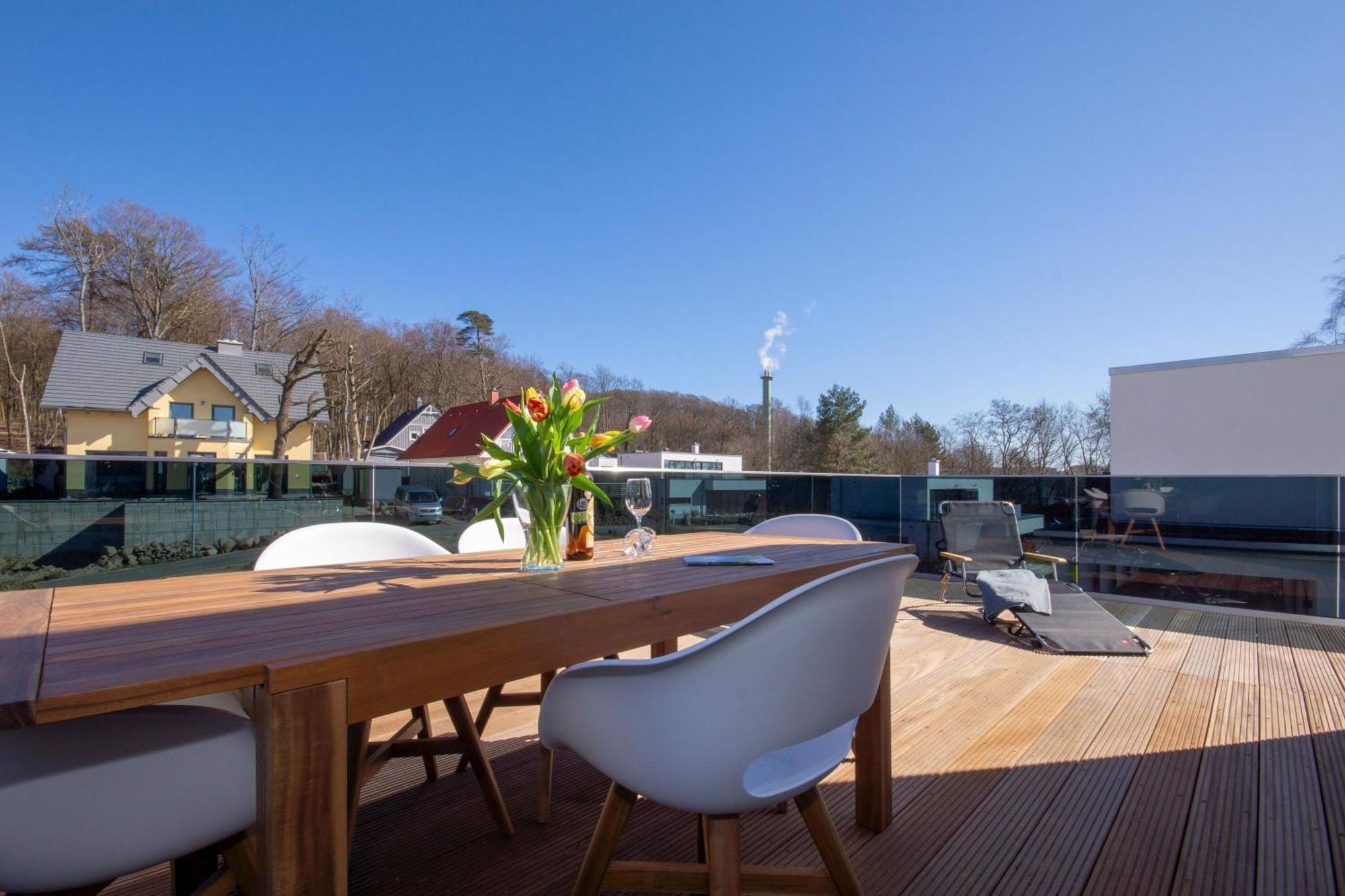 Suedstrandquartier - Ferienwohnung Loft Sellin  Buitenkant foto
